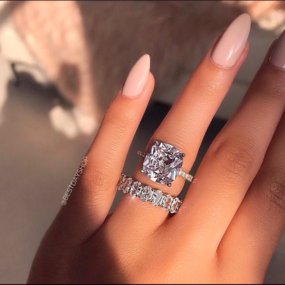 Sterling Silver Ring - Picture 2 of 8